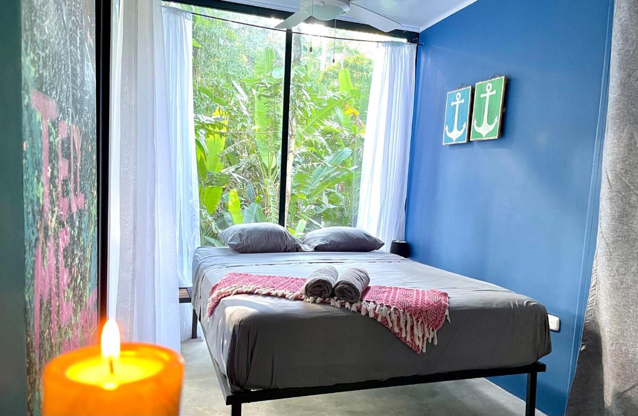 Villa Joeyshe- New Luxury Villa With Pool & Ac Puerto Viejo de Talamanca Bagian luar foto